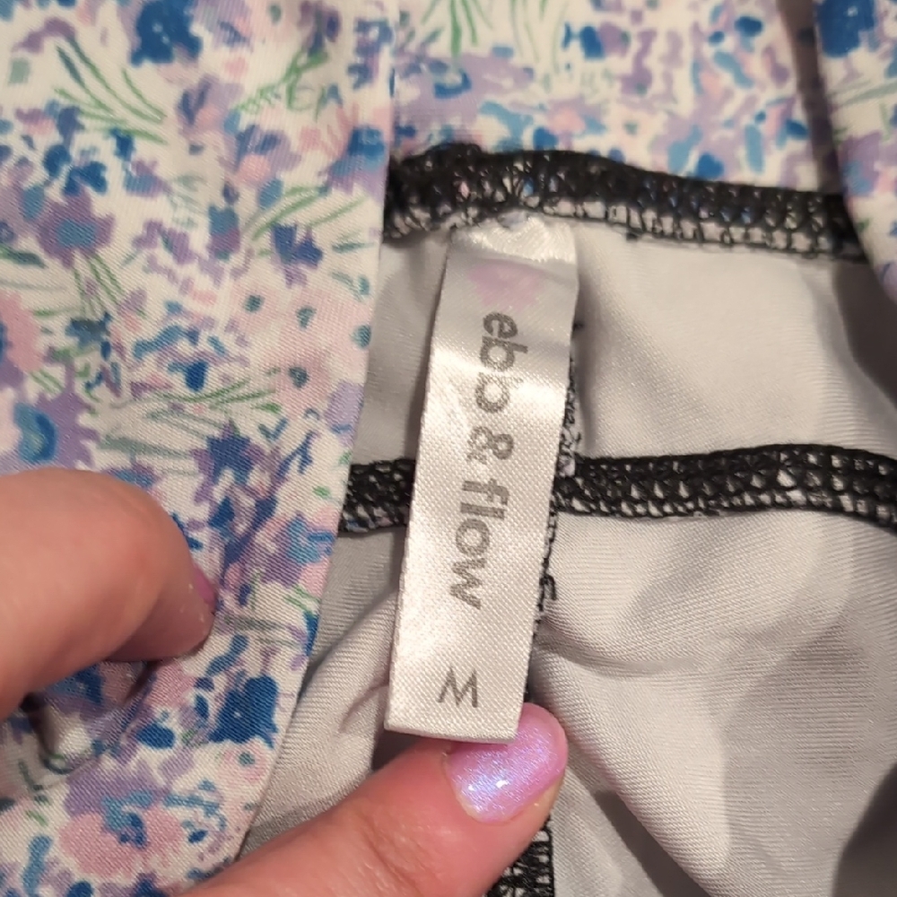 Ebb& Flow 🌺Floral Print‎ Women's Leggings - Picture 3 of 5